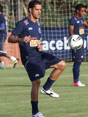 Verdão mira Anselmo Ramon e pode incluir Luan em negócio com Cruzeiro