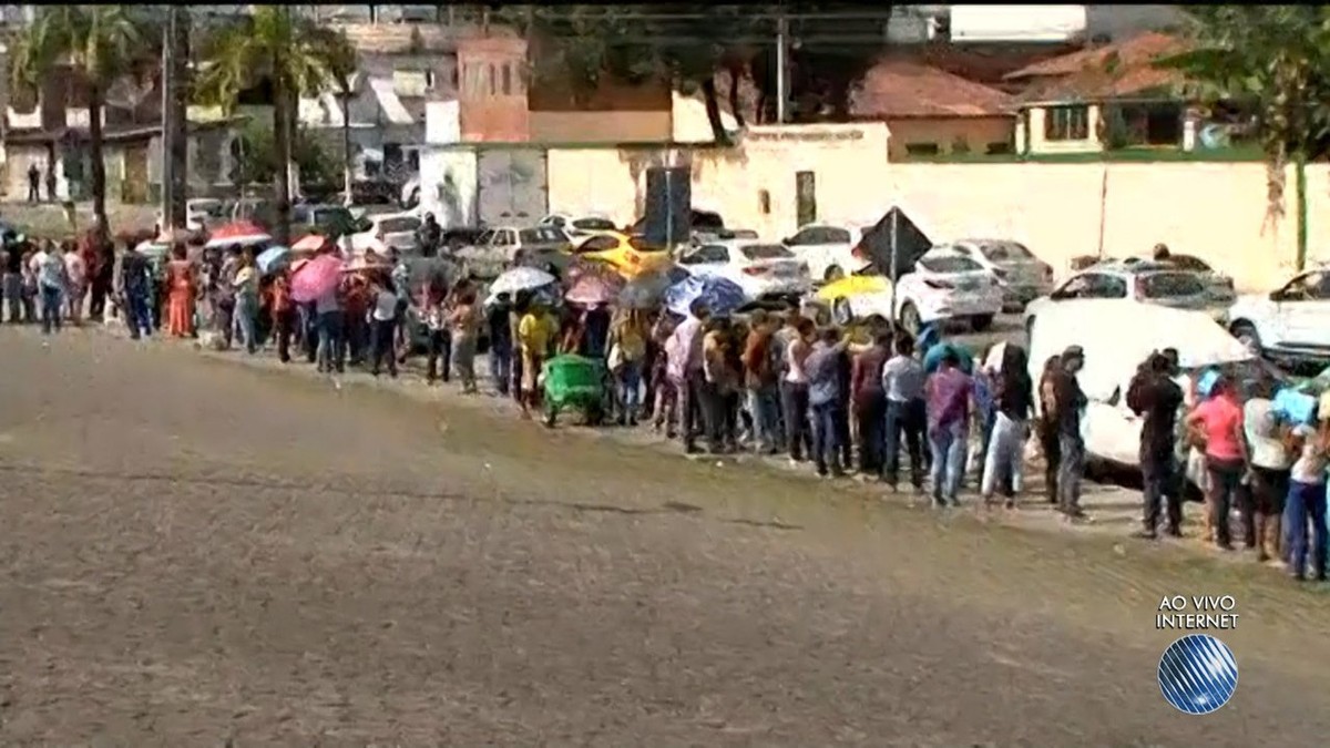 Inscrições para seleção de prefeitura causam enorme fila em Itabuna - Globo.com