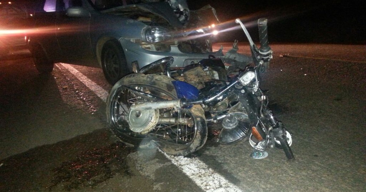 Jovem motociclista morre após colisão com carro em Pinhalzinho - Globo.com