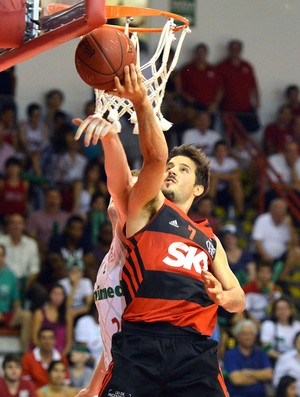 Laprovittola, Paulistano X Flamengo - NBB (Foto: João Pires / LNB) Laprovittola, Paulistano X Flamengo - NBB (Foto: João Pires / LNB)