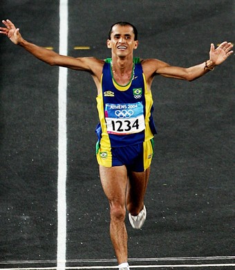 atletismo Vanderlei Cordeiro de Lima olimpíada de Atenas 2004 (Foto: Agência Reuters)