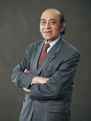 Dilip Hiro