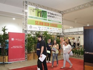 Evento na 19ª edição do Salão do Imóvel, em 2012 (Foto: Construfair/Divulgação)