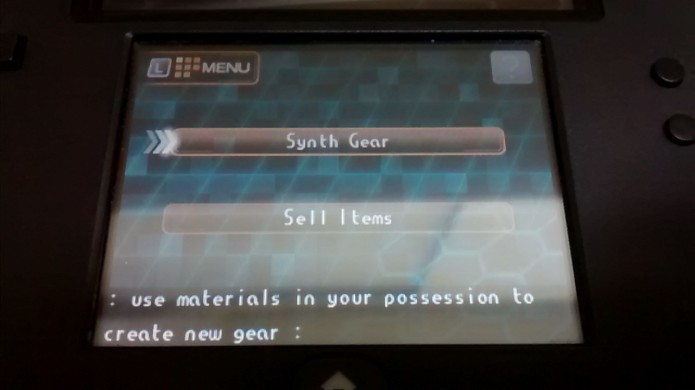 Escolha Synth Gear para sintetizar um item ou Sell Item para vendê-lo (Foto: Paulo Vasconcellos)