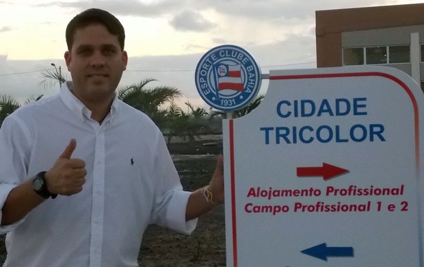 Presidente Marcelo Guimarães Filho apresentou o CT à imprensa baiana (Foto: Thiago Pereira)