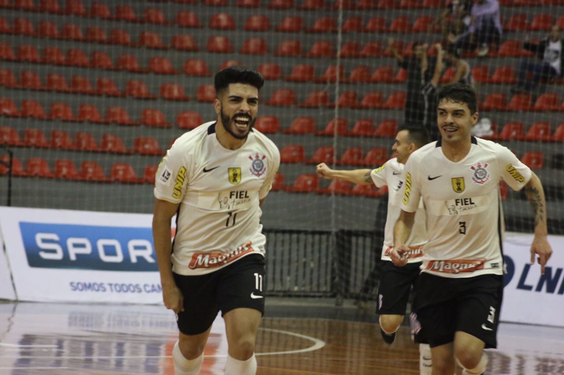 Com três gols de Johnny, Corinthians goleia o Pulo do Gato pela Liga Paulista