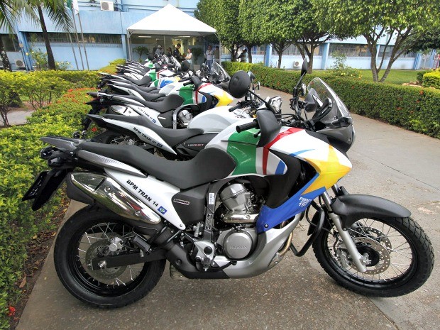 Motos foram compradas para fazer escolta de autoridades durante a Copa (Foto: Edson Rodrigues/Secopa-MT)