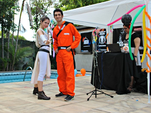 "Rey e Poe Dameron" marcaram presença na festa (Foto: Suelen Gonçalves/G1 AM)