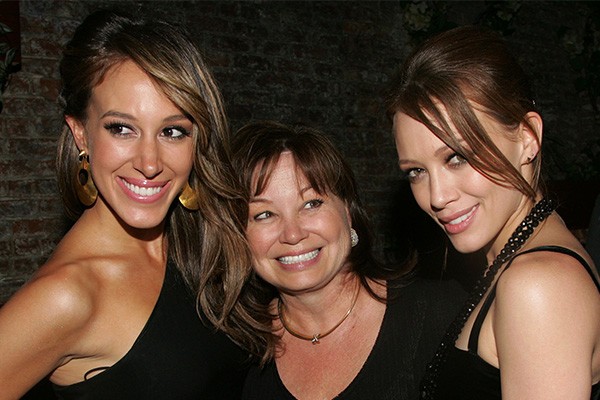 Hailey, Susan e Hilary Duff (Foto: Getty Images)