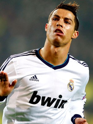 Cristiano Ronaldo comemora gol do Real Madrid contra o Borussia Dortmund (Foto: AP)