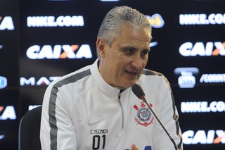 Tite faz mistério sobre a escalação do Corinthians, mas diz: 
