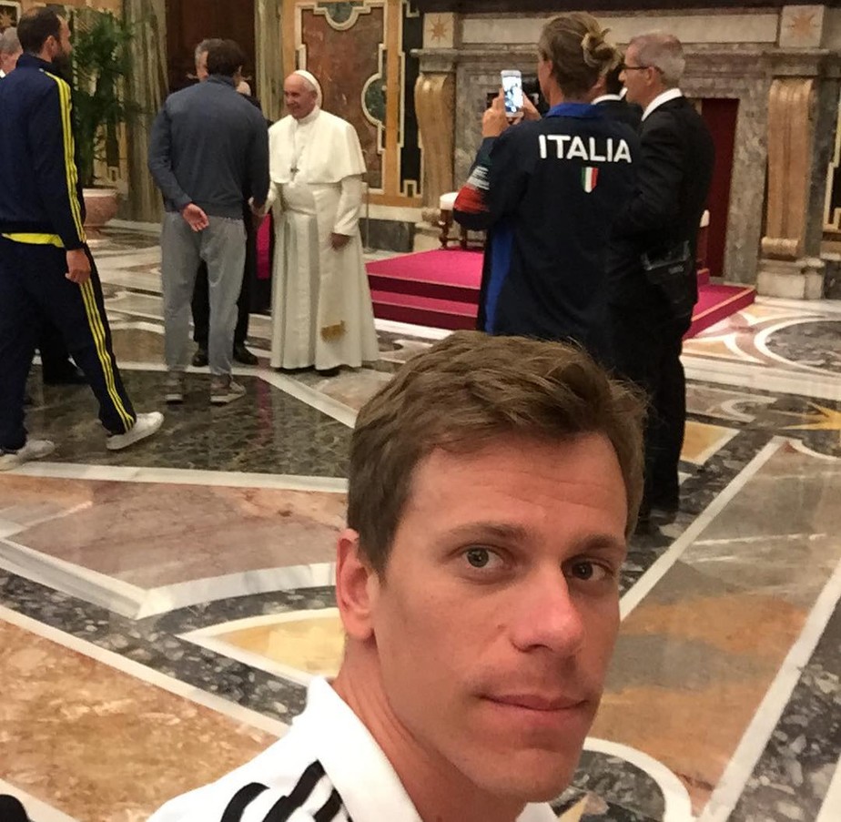 Cesar Cielo, Etiene, Nicholas e Fratus se encontram com o Papa no Vaticano