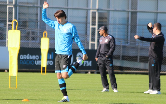 Pedro Geromel Roger Machado Grêmio (Foto: Eduardo Moura/GloboEsporte.com) Pedro Geromel Roger Machado Grêmio (Foto: Eduardo Moura/GloboEsporte.com)