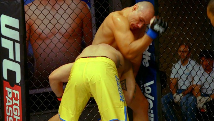 Vitor Miranda x Rick Monstro TUF Brasil (Foto: Reprodução/TV Globo)