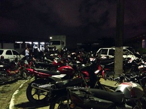 Operação Duas Rodas resultou na prisão de quatro pessoas e apreensão de 60 motocicletas  (Foto: Adriano Barbosa/G1)