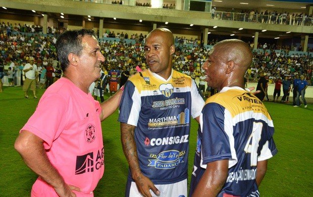 Margarida cria falta para Marcos Assunção em pelada de fim de ano: 