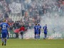 UEFA aplica multa de R$385 mil na Croácia por tumulto de torcedores