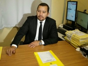 Promotor Marlon Fernandes é responsável pelo processo de Buri (Foto: Cláudio Nascimento/ TV TEM)