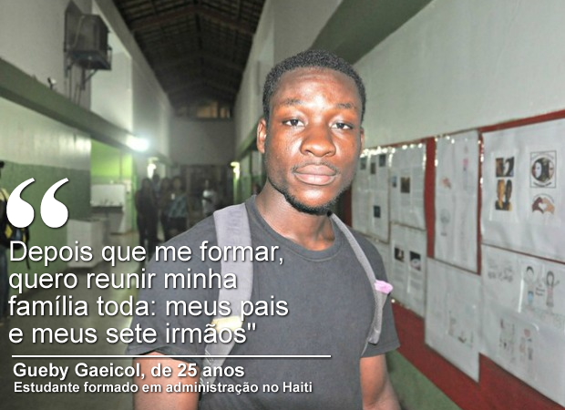 Gueby Gaeicol, de 25 anos, já formado em administração no Haiti e quer se formar médico geriatra (Foto: Carlos Palmeira/ G1)