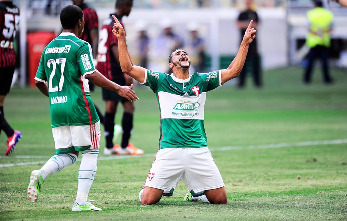 Sem saber se fica, Henrique espera por 2015 diferente: 