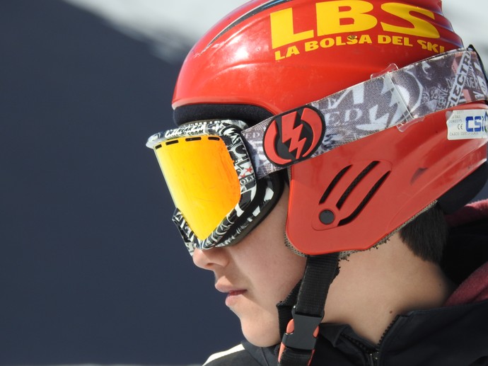Snowboard - capacete e óculos equipamento alto custo (Foto: Thierry Gozzer)
