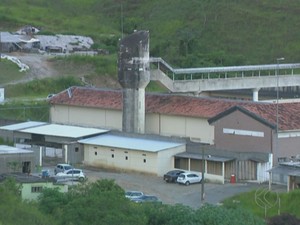 Número de presos é 287,3% maior que a capacidade no Ceresp em MG (Foto: Reprodução/TV Integração)