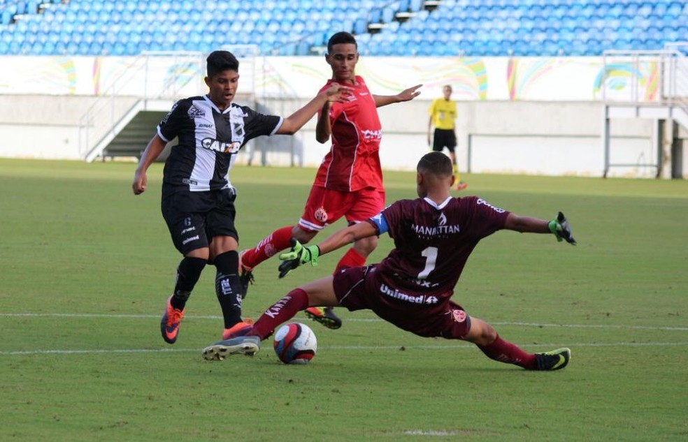 ABC e América-RN empatam sem gols na decisão do Campeonato Potiguar Sub-15 e Alvinegro fica com título (Foto: Andrei Torres/ABC)
