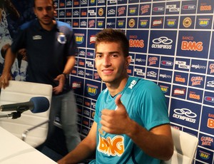 Lucas Silva entrevista Cruzeiro (Foto: Marco Antônio Astoni)