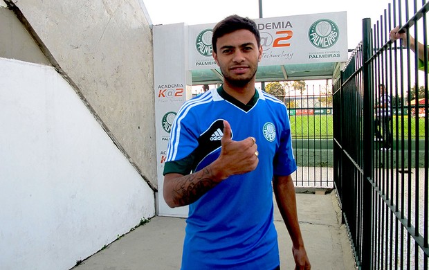 EXCLUSIVO: Cleiton Xavier evolui mas está fora da estreia na Copa do Brasil - Por Raony Coronado