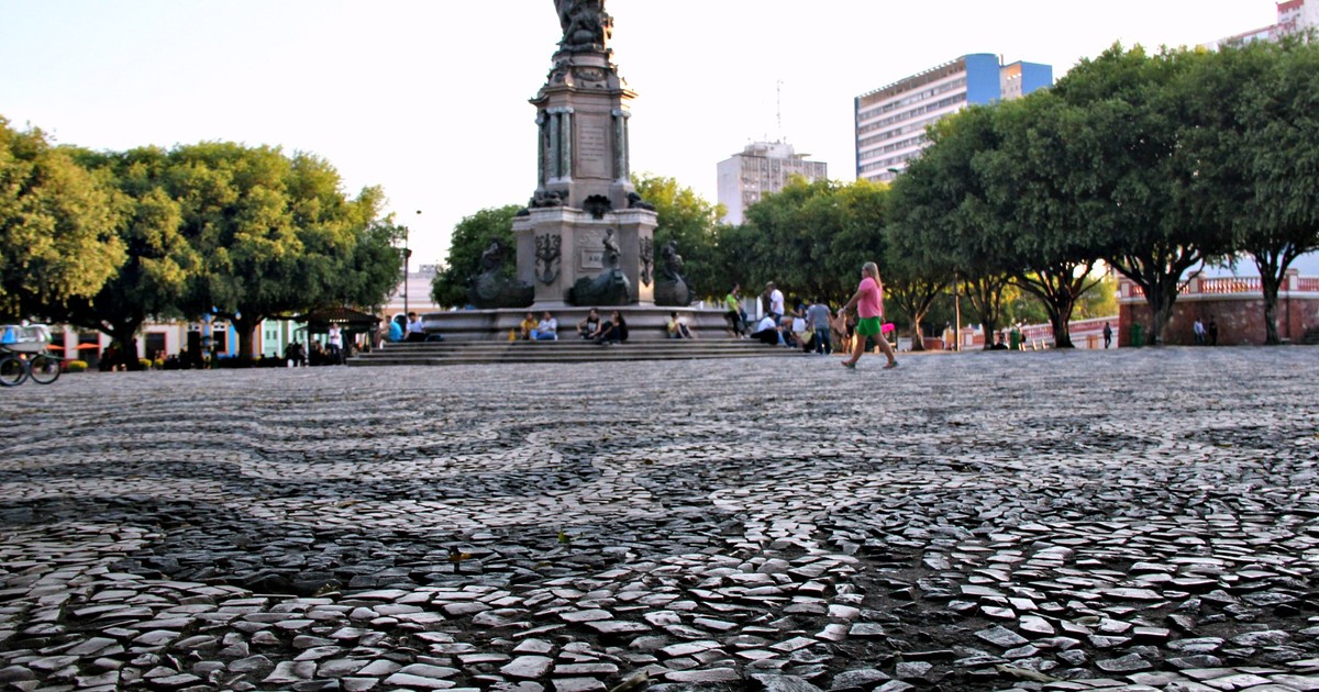 Praças de Manaus guardam histórias da transformação da capital - Globo.com