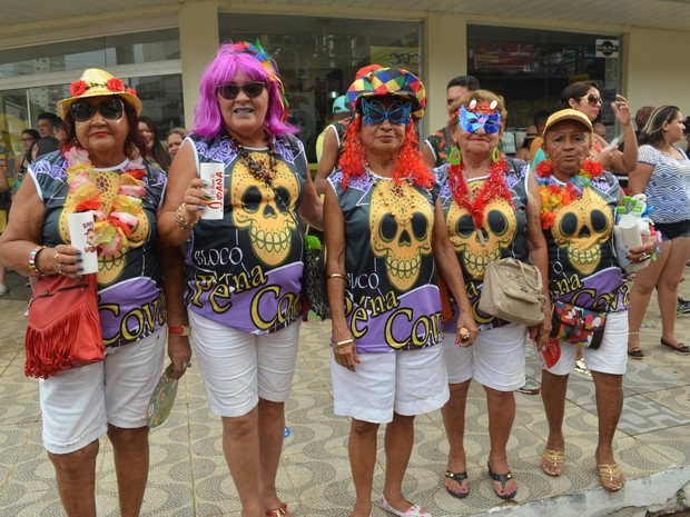 Eliete Azevedo com suas amigas na Banda doVai Quem Quer em Porto Velho (Foto: Sara Cicera/G1)