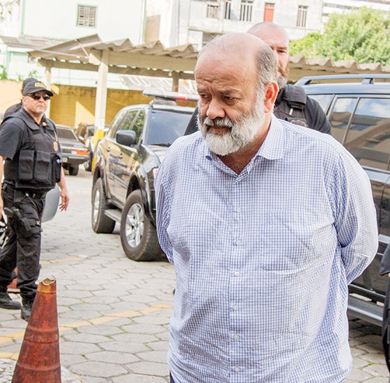 COLEGA O ex-tesoureiro do PT João Vaccari. Ele também é considerado um personagem que liga o esquema de corrupção na Petrobras ao da Eletronuclear (Foto: Paulo Lisboa/Folhapress)