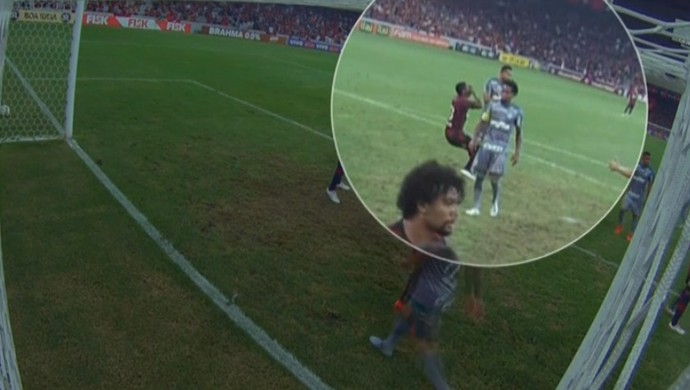 Caio critica simulação de atleticano em expulsão de zagueiro do Palmeiras