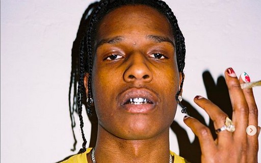 Rapper Faz Post Para Dizer Que N O Ruim De Cama Ap S Sex Tape Desanimada Vazar Monet