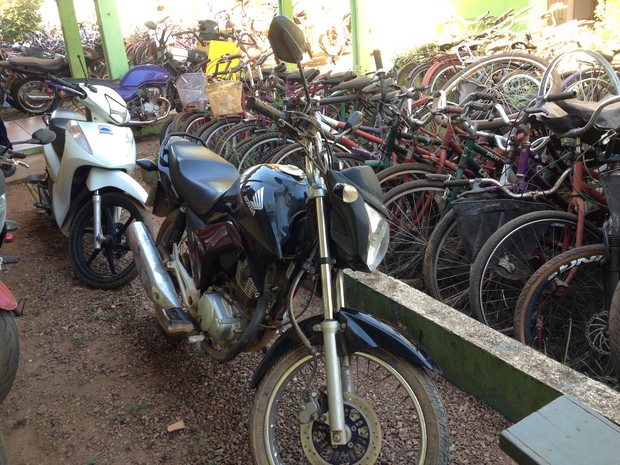 Motos recuperadas serão periciadas e devolvidas aos proprietários (Foto: Júnior Freitas/G1)