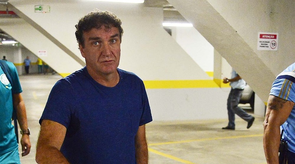  Despiste ou cautela? Entenda por que o Palmeiras (ainda) não anuncia Cuca