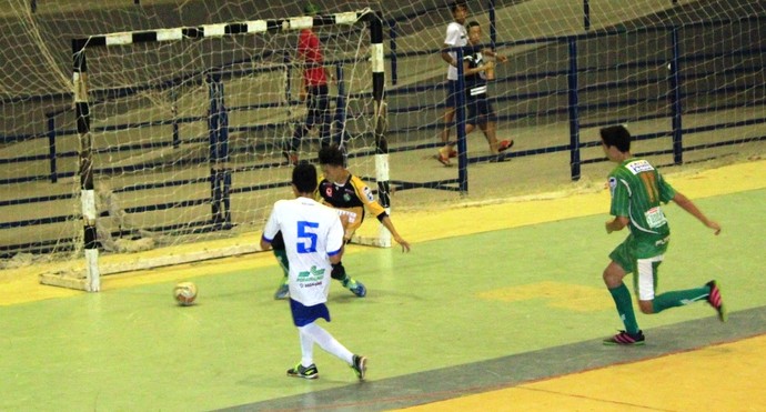 Vivaz x Independente - 1º jogo final Roraimense Sub-15 (Foto: imagem/Tércio Neto)