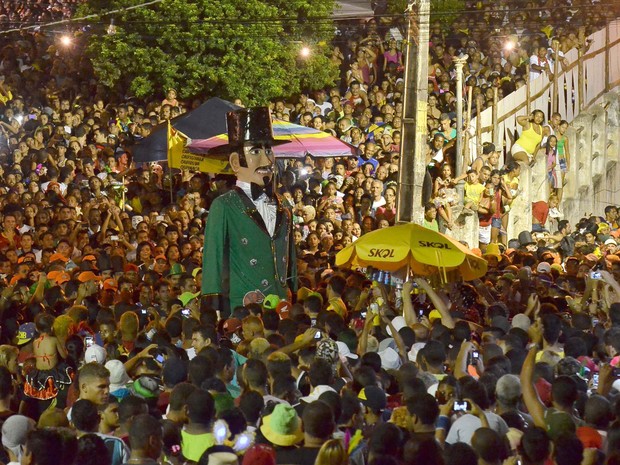  Desfile do Bloco Homem da Meia Noite em Olinda (PE) (Foto: Ademar Filho/Futura Press/Estadão Conteúdo)