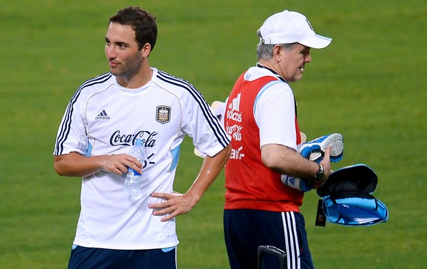 Gonzalo Higuaín Alejandro Sabella Argentina (Foto: AFP)