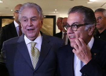 Juvenal Juvêncio e Carlos Miguel Aidar votação São Paulo (Foto: Alex Falcão / Ag. Estado)