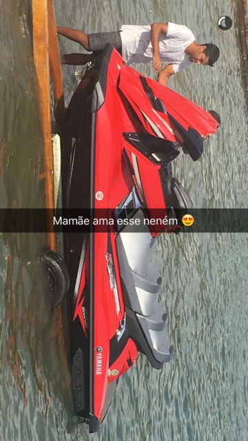 Ludmilla mostra novo Jet Ski (Foto: Reprodução / Snapchat)