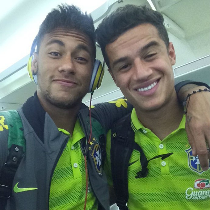 Neymar posa para foto com Philippe Coutinho (Foto: Reprodução/Instagram)