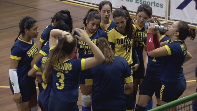 Colégio Objetivo Santos disputa a final do feminino (Foto: Reprodução/TV Tribuna)