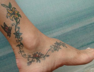 Ágatha vôlei de praia tatuagem (Foto: Helena Rebello / Globoesporte.com)