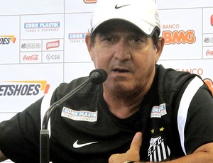 Muricy Ramalho na entrevista do Santos (Foto: Marcelo Hazan / Globoesporte.com)