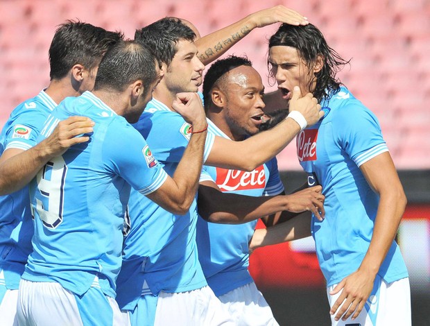 Comemoração do Napoli contra o Parma (Foto: Agência EFE)