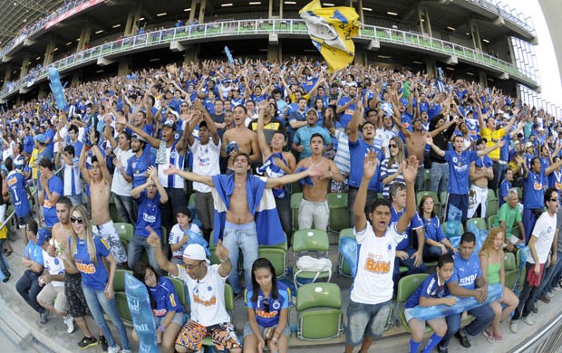 Torcida do Cruzeiro no Independência (Foto: Douglas Magno / Vipcomm)