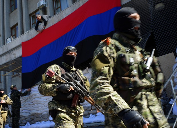 NYT comparou rebeldes na Ucrânia com os da Geórgia em 2008 (Foto: AFP)