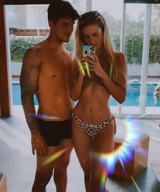 Gabriel Medina e Yasmin Brunet (Foto: Reprodução/Instagram) Gabriel Medina e Yasmin Brunet (Foto: Reprodução/Instagram)