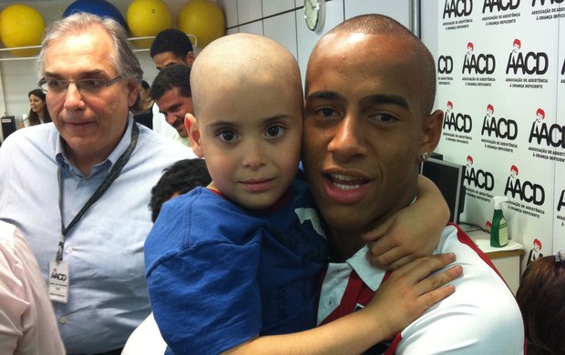 Ademilson São Paulo AACD (Foto: Alexandre Lozetti / Globoesporte.com)